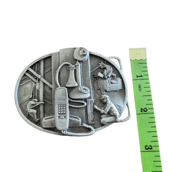 Vintage 1988 Siskiyou Co pewter belt buckle telephone lineman - Picture 4 of 4